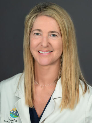 Dr Shelle Raines Vista Animal Hospital
